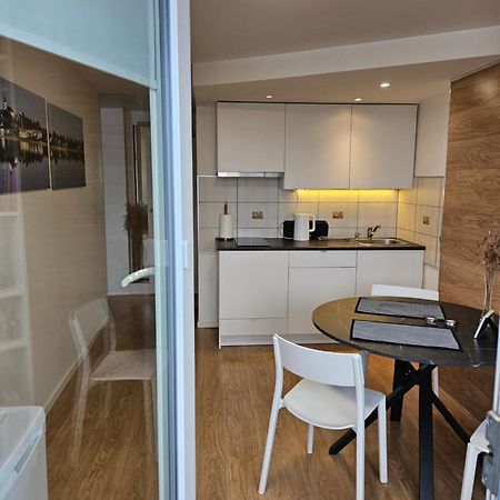Buto Nuoma Zemaites Gatveje Appartement Telšiai Buitenkant foto